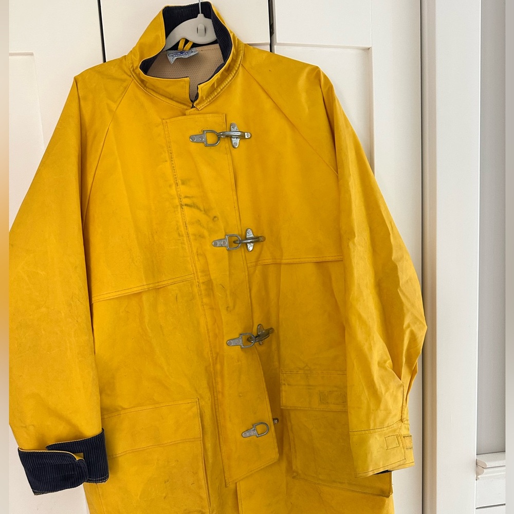 Charles River Apparel heavy duty raincoat